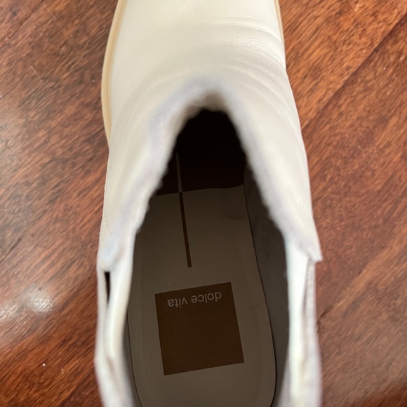 Dolce Via Booties Size 6 - Picture 4 of 5